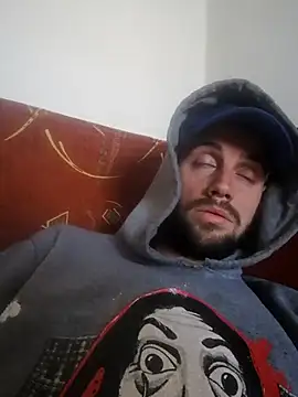 Snapshot of Rejtelmesest chatting on 03-20-25, 01:15 Rejtelmesest online show from 03-20-25, 01:15