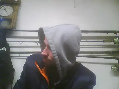 Snapshot of Rejtelmesest chatting on 03-15-25, 03:16 Rejtelmesest online show from 03-15-25, 03:16