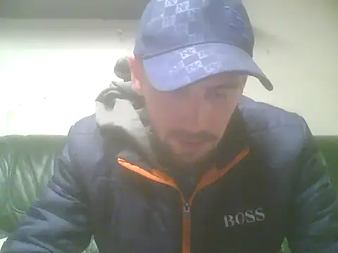 Snapshot of Rejtelmesest chatting on 03-18-25, 10:26 Rejtelmesest online show from 03-18-25, 10:26