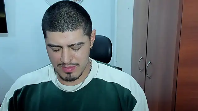 Baltazar Dupont online show from 10-29-25, 02:54