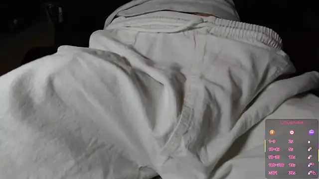 Hugecircumcised online show from 04-06-26, 01:23