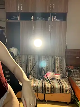 Mizuki chan online show from 11-12-25, 05:39