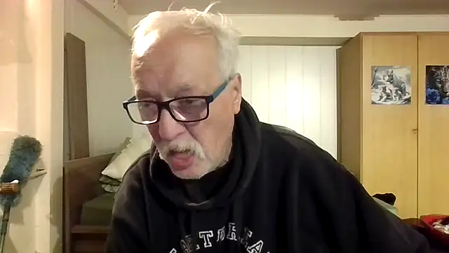 Sammy1660 online show from 10-27-25, 09:38