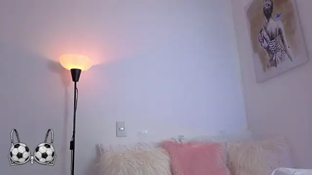 Snapshot of Cristel_Boom chatting on 06-15-26, 02:39 Cristel Boom online show from 06-15-26, 02:39