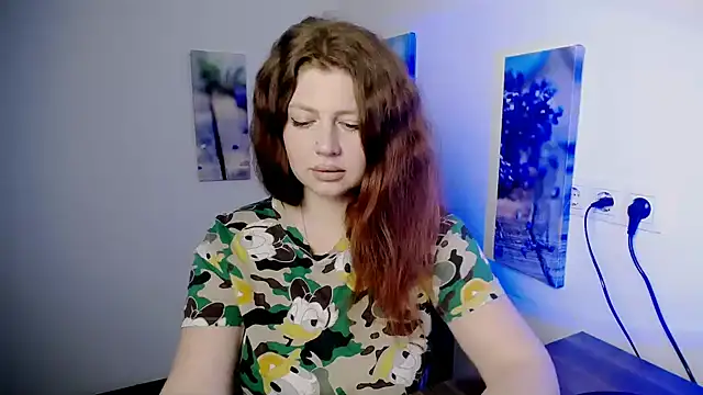 Lizzy Love online show from 02-25-26, 09:09