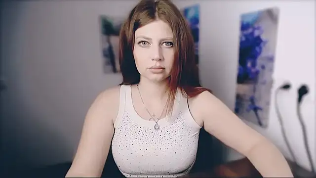 Snapshot of Lizzy_Love chatting on 03-28-26, 01:45 Lizzy Love online show from 03-28-26, 01:45