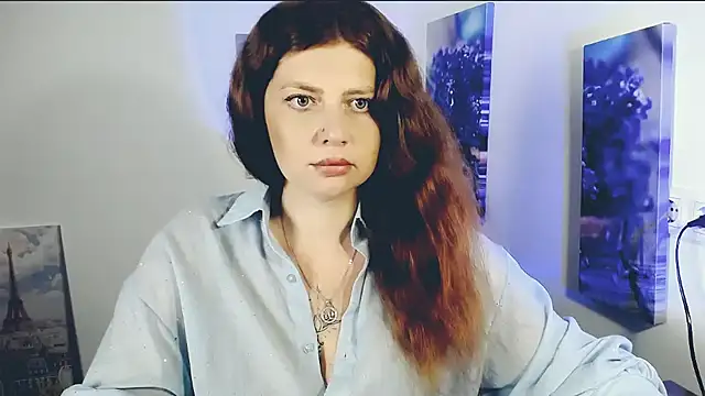 Snapshot of Lizzy_Love chatting on 07-22-26, 11:45 Lizzy Love online show from 07-22-26, 11:45