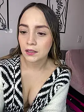 Snapshot of cindy_love2 chatting on 07-19-26, 04:59 cindy love2 online show from 07-19-26, 04:59