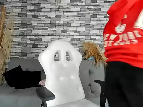 Snapshot of cindy_love2 chatting on 10-02-25, 05:16 cindy love2 online show from 10-02-25, 05:16