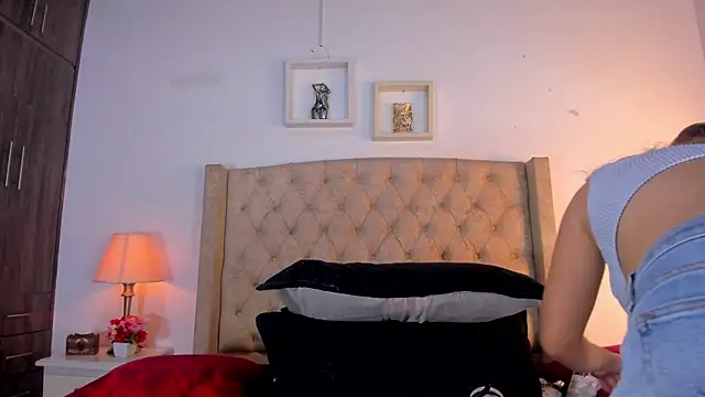 allisson m online show from 12-18-25, 12:09