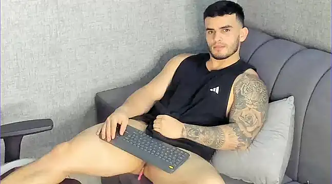 Ricardogo19 online show from 02-18-25, 12:05