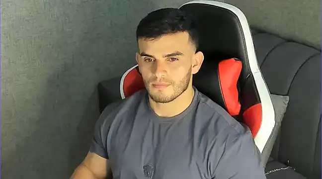 Ricardogo19 online show from 02-18-25, 03:53