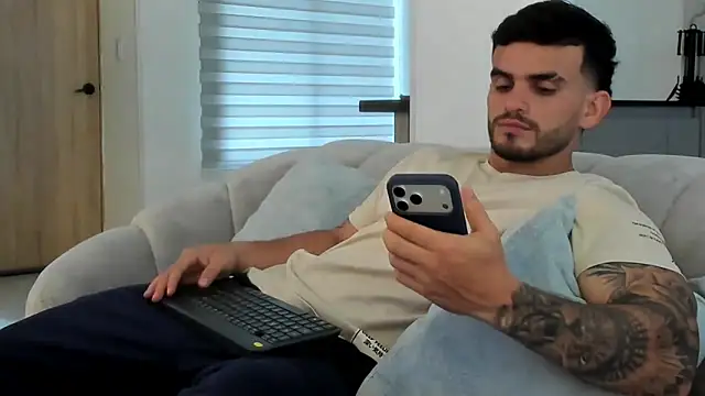 Ricardogo19 online show from 02-19-26, 02:36