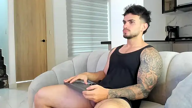 Ricardogo19 online show from 03-10-26, 12:53