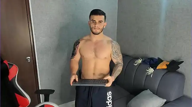 Ricardogo19 online show from 02-22-25, 07:47