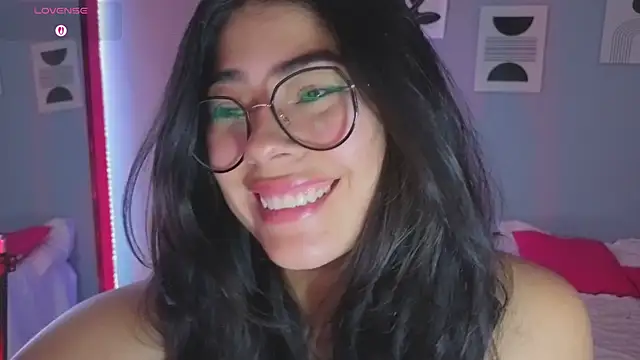 LoaLuxury online show from 02-19-26, 05:43