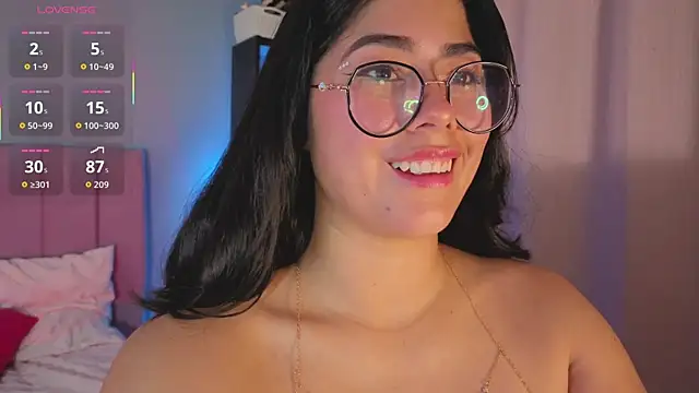 LoaLuxury online show from 11-21-25, 05:45