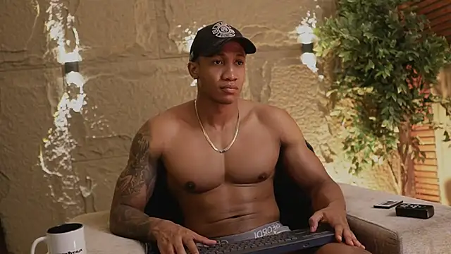 Logan Varela online show from 11-26-25, 12:16