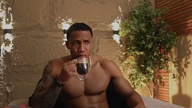 Logan Varela online show from 11-27-25, 09:04