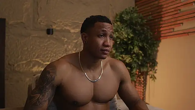 Logan Varela online show from 11-05-25, 12:52