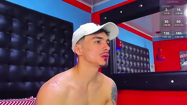 Snapshot of Big_ValentinHunk chatting on 02-22-26, 02:41 Big ValentinHunk online show from 02-22-26, 02:41