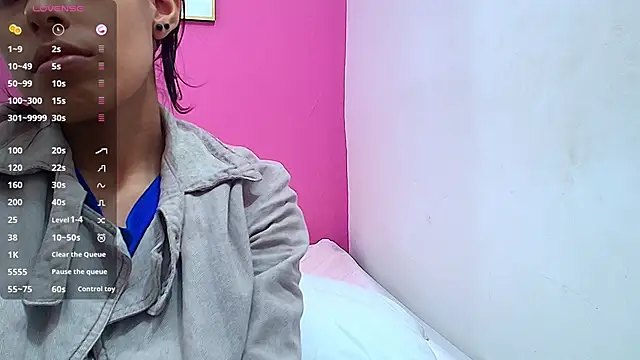 yourcuteneighbourr online show from 02-27-25, 02:57