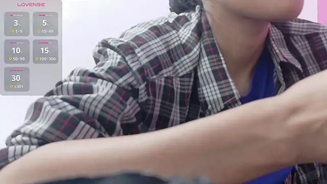 yourcuteneighbourr online show from 01-06-26, 03:10