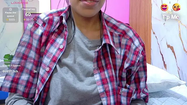 yourcuteneighbourr online show from 04-03-26, 03:02