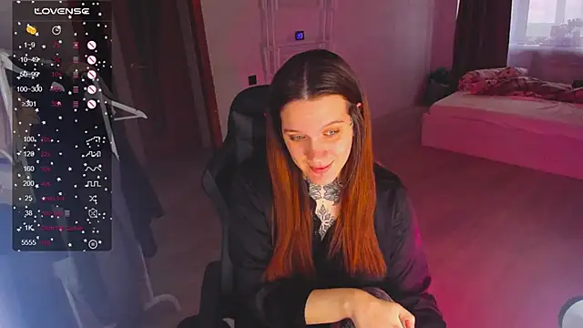 Snapshot of AizaRose chatting on 02-10-26, 03:16 AizaRose online show from 02-10-26, 03:16