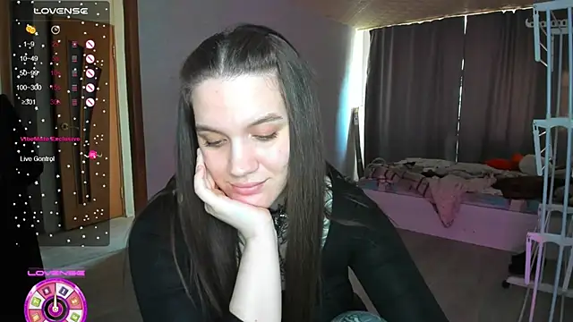 Snapshot of AizaRose chatting on 02-19-26, 03:47 AizaRose online show from 02-19-26, 03:47