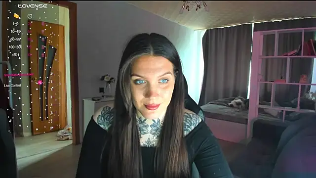 AizaRose online show from 05-12-26, 07:05