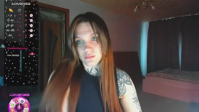 Snapshot of AizaRose chatting on 02-05-26, 06:09 AizaRose online show from 02-05-26, 06:09