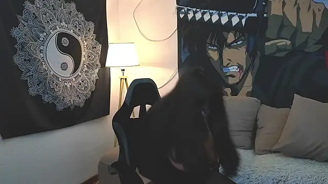 Snapshot of LeyaKan chatting on 02-03-25, 10:32 LeyaKan online show from 02-03-25, 10:32