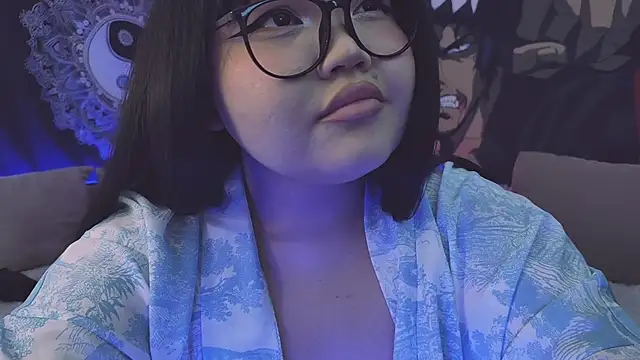 Snapshot of LeyaKan chatting on 01-18-25, 12:46 LeyaKan online show from 01-18-25, 12:46