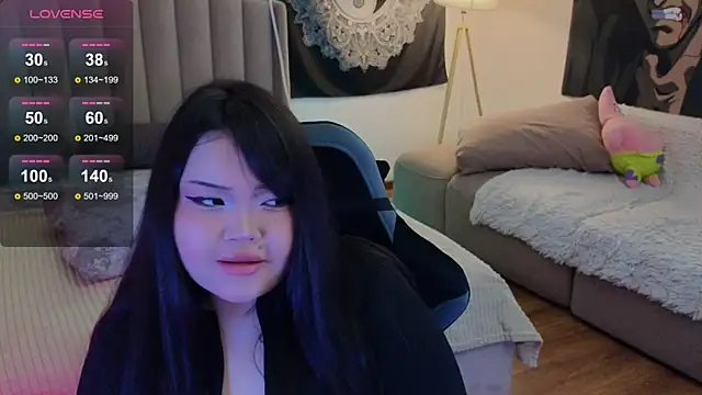 Snapshot of LeyaKan chatting on 03-21-25, 10:06 LeyaKan online show from 03-21-25, 10:06