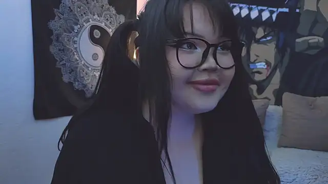 Snapshot of LeyaKan chatting on 02-05-25, 09:07 LeyaKan online show from 02-05-25, 09:07