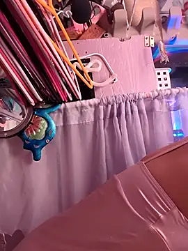 gurlnips online show from 11-03-25, 12:53