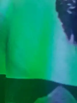 gurlnips online show from 01-11-26, 07:37