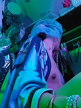 gurlnips online show from 01-14-26, 12:20