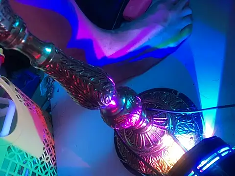 gurlnips online show from 09-30-25, 07:25