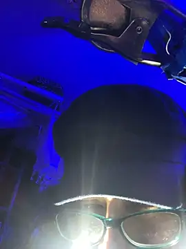 gurlnips online show from 11-23-25, 10:14