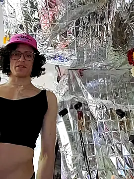 gurlnips online show from 03-23-25, 06:26