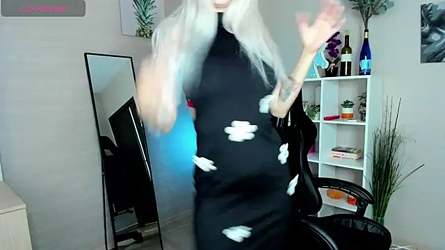 Mermaid N online show from 09-10-25, 01:37