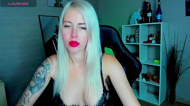 Mermaid N online show from 10-09-25, 01:39