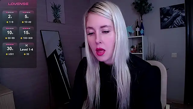 Mermaid N online show from 03-18-25, 07:55