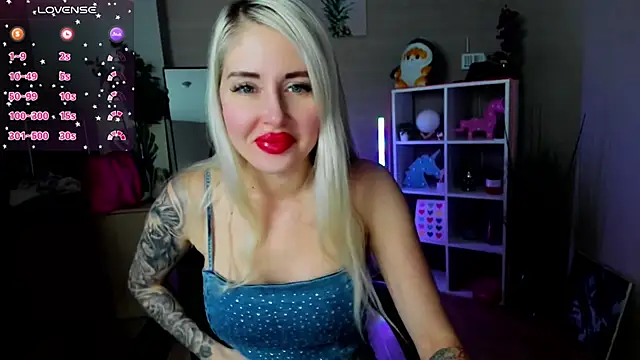 Snapshot of Mermaid_N chatting on 02-25-26, 01:39 Mermaid N online show from 02-25-26, 01:39