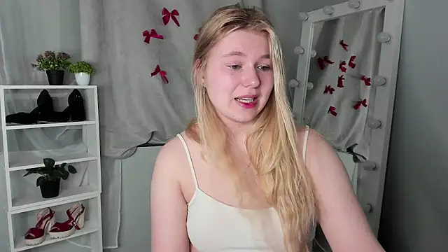 Rebecca Kelly online show from 03-17-25, 09:35