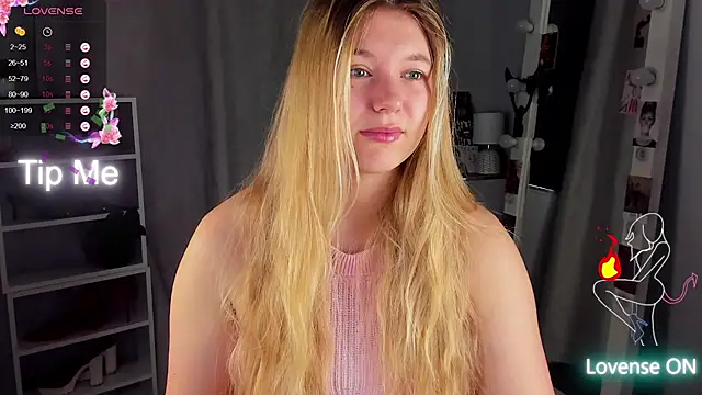 Rebecca Kelly online show from 09-27-25, 01:45