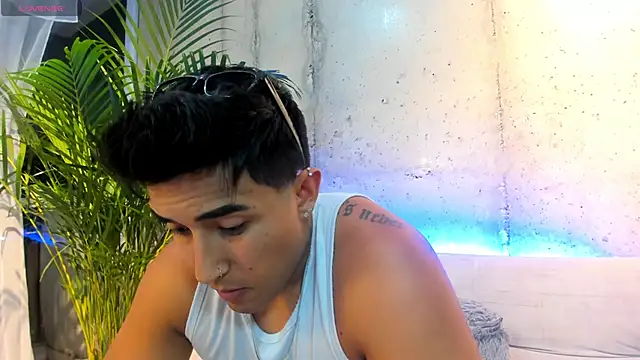 Alan greek 1 online show from 10-31-25, 03:14