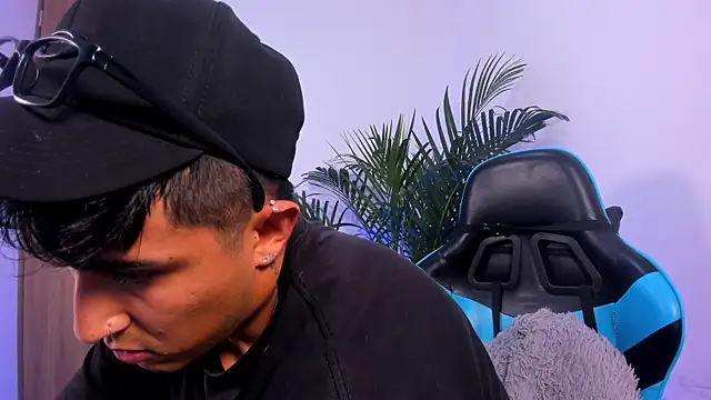 Alan greek 1 online show from 12-20-25, 02:36